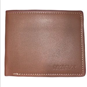 this a mens wallet. brand new we only have one left in the color brown.BUY NOW!!